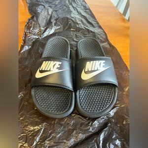Nike slides